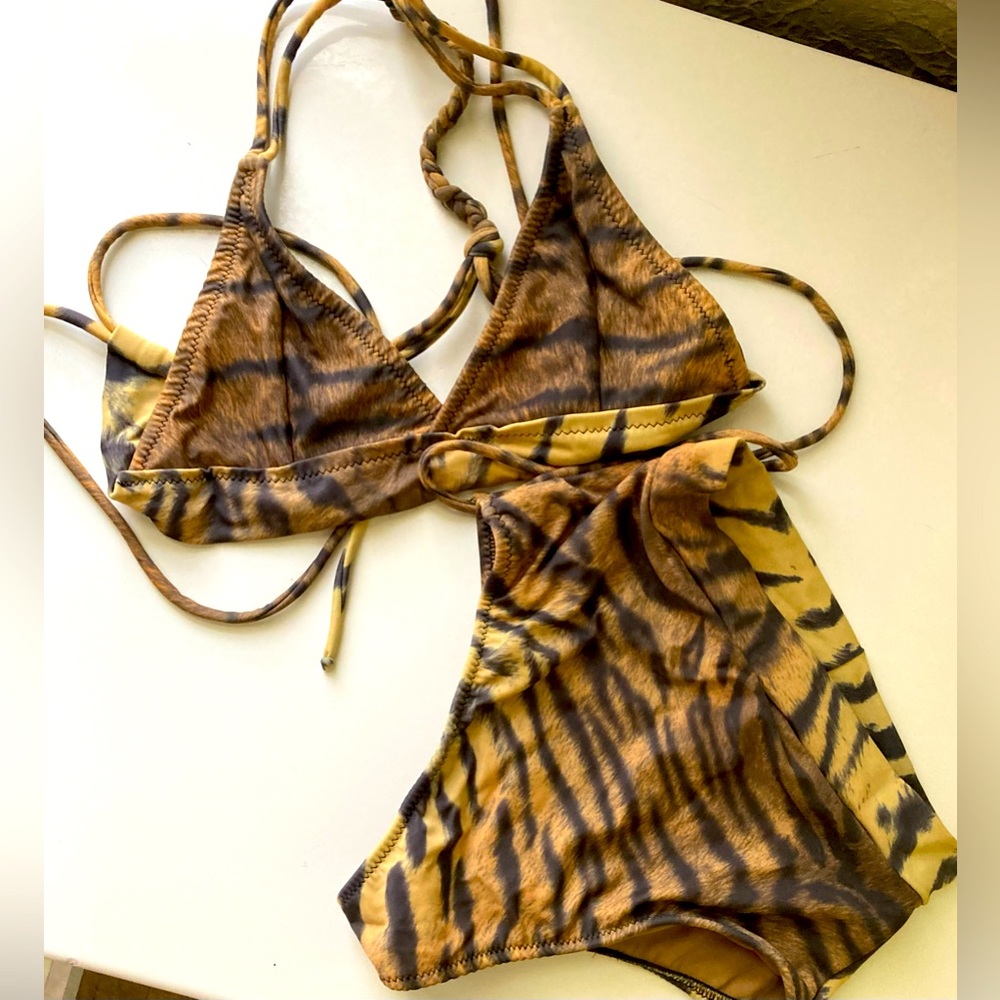 BETTY BANGS Tiger Blood high waisted bikini XS